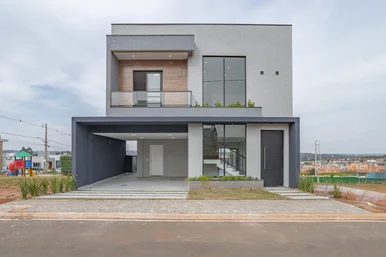 <strong>Condominio Ecoville I, Contorno, Ponta Grossa, PR</strong>