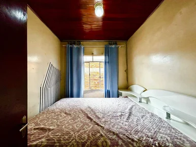 Casa Térrea à Venda. Próxima A Br-376, Com 490m² De Terreno E 123,21m² De área