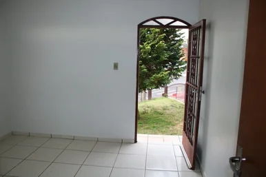 Casa à Venda, Ronda, Ponta Grossa, Pr