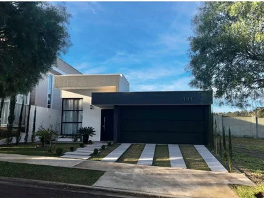 <strong>Casa à venda, com 3 quartos no condomínio Terras Alphaville </strong>