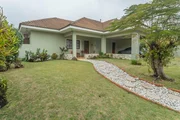 <strong>Casa térrea em condomínio à venda, Orfãs, Ponta Grossa, PR</strong>