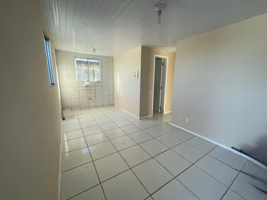 Casa Para Locação No Contorno, 2 Quartos, 50m², Ponta Grossa, Pr