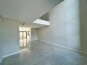 <strong>Casa à venda, Condomínio fechado, Parque Doman, 03 suítes, n</strong>