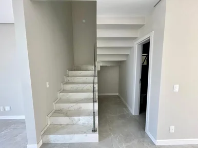 Casa à Venda, Condomínio Fechado, Parque Doman, 03 Suítes, Nova, Cará-cará, Pont