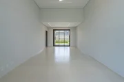 <strong>CASA TÉRREA À VENDA EM CONDOMÍNIO FECHADO PRÓXIMO AO CENTRO </strong>