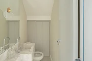 <strong>Conforto Imediato: Sobrado Mobiliado no Giardino Montemerano</strong>