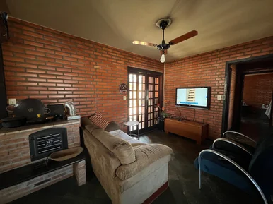 Casa Padrão Para Locação, Uvaranas, Ponta Grossa, Pr