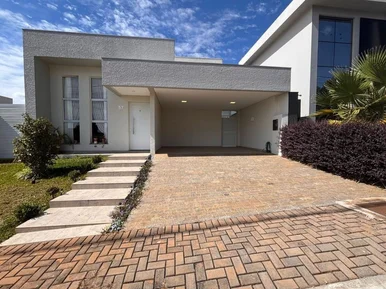 <strong>Casa em condomínio à venda, Jardim das Américas, Guarapuava,</strong>