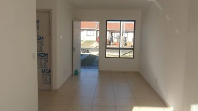 Casa à Venda, Cará-cará, Ponta Grossa, Pr