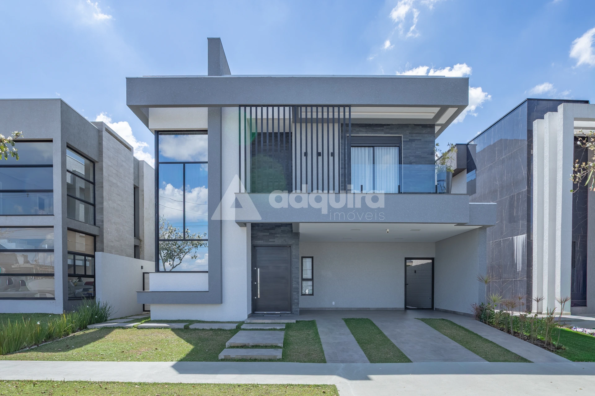 Casa à Venda Cond. Terras Alphaville, Piscina Aquecida, Jd. Carvalho.