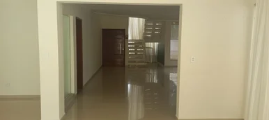 Casa Para Locação 3 Quartos, 1 Suite, 2 Vagas, 240m², Neves, Ponta Grossa - Pr