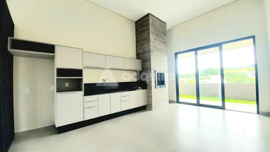Casa Térrea De Alto Padrão Com 3 Quartos E Vista Privilegiada