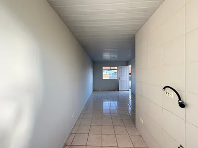 Casa Para Locação 2 Quartos, 1 Vaga, 41.98m², Uvaranas, Ponta Grossa - Pr