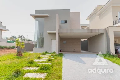 <strong>Casa à venda 3 Quartos, 1 Suite, 2 Vagas, 300M², Jardim Carv</strong>