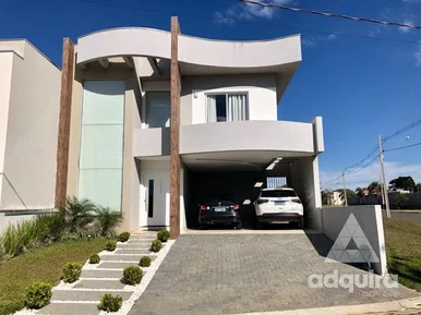 <strong>Casa à venda 3 Quartos, 1 Suite, 2 Vagas, 300M², Uvaranas, P</strong>