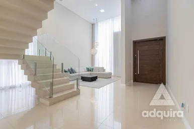 Casa à Venda 4 Quartos, 2 Suites, 2 Vagas, 417m², Estrela, Ponta Grossa - Pr