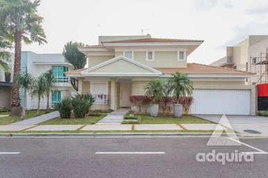 <strong>Casa à venda - 4 Quartos, 4 Suites, 3 Vagas, 587M², Estrela,</strong>