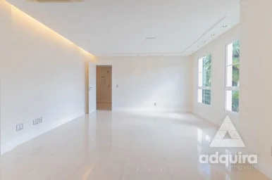 Ampla Casa à Venda E Locação Em órfãs