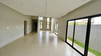 Casa à Venda 3 Quartos, 1 Suite, 2 Vagas, 308.75m², Jardim Carvalho