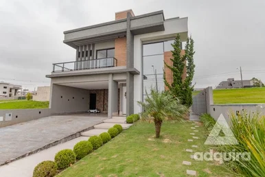 <strong>Casa à venda 3 Quartos, 3 Suites, 2 Vagas, 370M², Jardim Car</strong>