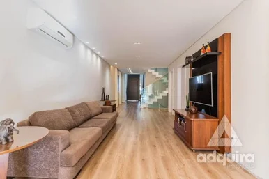 Casa à Venda 4 Quartos, 4 Suites, 2 Vagas, 380m², Oficinas