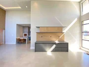 <strong>Excelente Casa Térrea -  Semimobiliada, em Condomínio Fechad</strong>