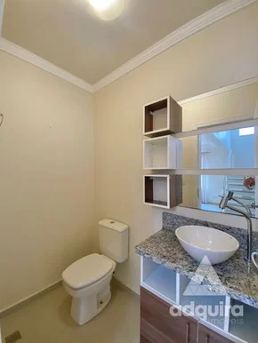 Casa à Venda 4 Quartos, 2 Suites, 2 Vagas, 243.48m², Jardim Carvalho