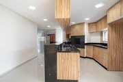 <strong>Casa semimobiliada para venda, 3 Quartos, 3 Suites, 2 Vagas,</strong>