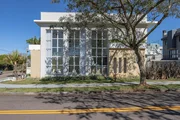 <strong>Casa à venda 3 Quartos, 2 Suites, 320M², Jardim Carvalho, Po</strong>