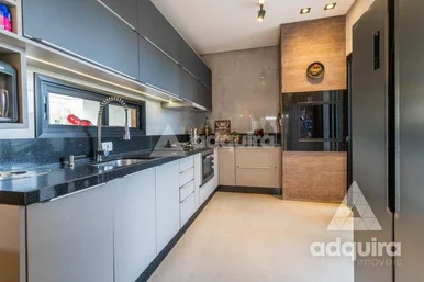 Casa à Venda 3 Quartos, 1 Suite, 2 Vagas, 325m², Jardim Carvalho, Ponta Grossa -
