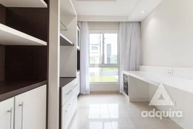 Casa à Venda , 3 Quartos, 3 Suites, 2 Vagas, 600m², Oficinas