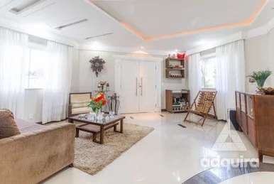 Casa à Venda 4 Quartos, 1 Suite, 4 Vagas, 450m², Oficinas