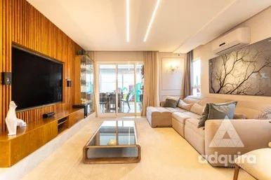 Casa à Venda 4 Quartos, 2 Suites, 3 Vagas, 293m², Estrela