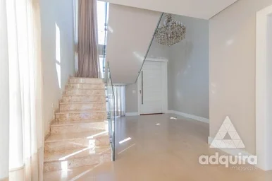 Casa à Venda Com 4 Quartos, 4 Suites, 2 Vagas, 637m², Estrela