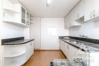 Comercial à Venda E Locação 3 Quartos, 1 Suite, 2 Vagas, 203m², Centro