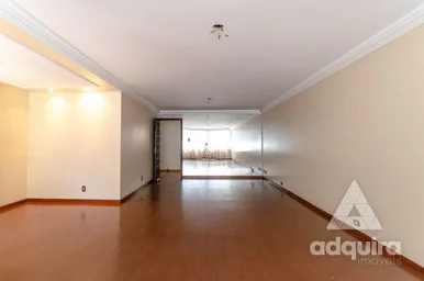 Comercial à Venda E Locação 3 Quartos, 1 Suite, 2 Vagas, 203m², Centro
