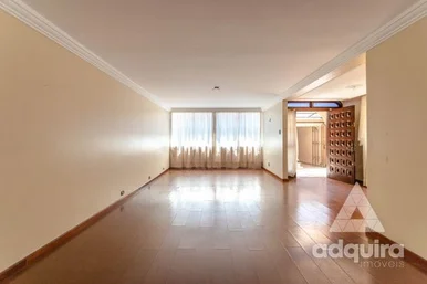 Comercial à Venda E Locação 3 Quartos, 1 Suite, 2 Vagas, 203m², Centro