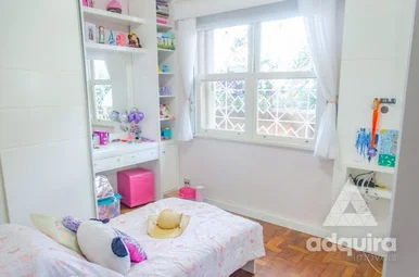 Comercial à Venda 4 Quartos, 3 Suites, 4 Vagas, 495m², Centro