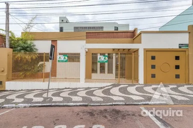 <strong>Comercial à venda 4 Quartos, 1 Suite, 2 Vagas, 182.16M², Cen</strong>