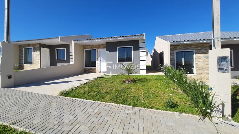 Foto Casas a venda no Condomínio Residencial Girassol