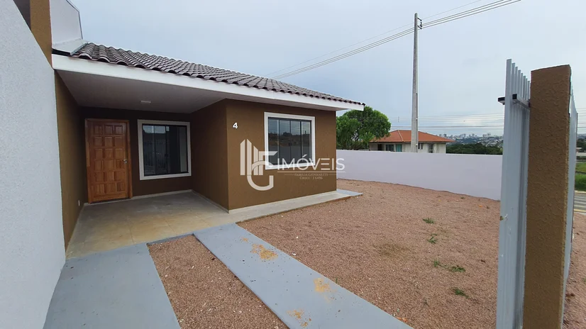 Foto Casa a venda em terreno de esquina no Parque dos Pinheiros