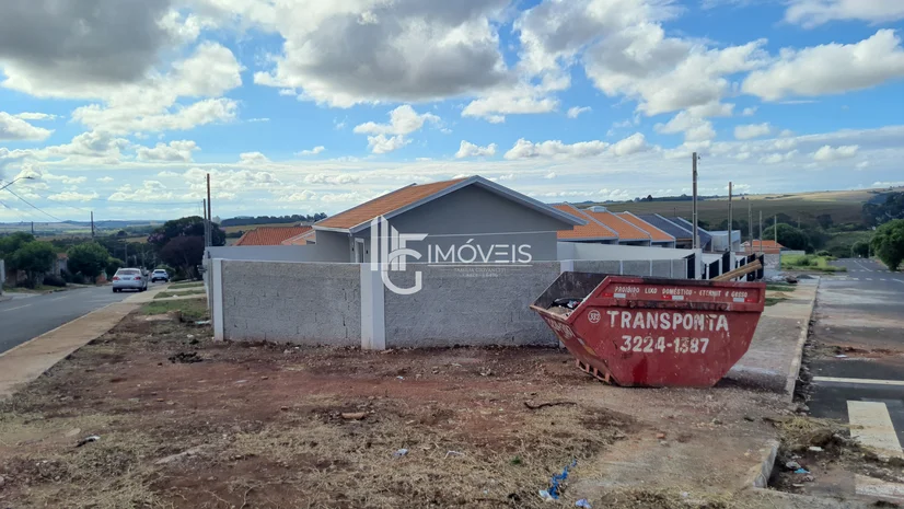 Foto Casa em terreno de esquina a venda no Jardim Costa Rica
