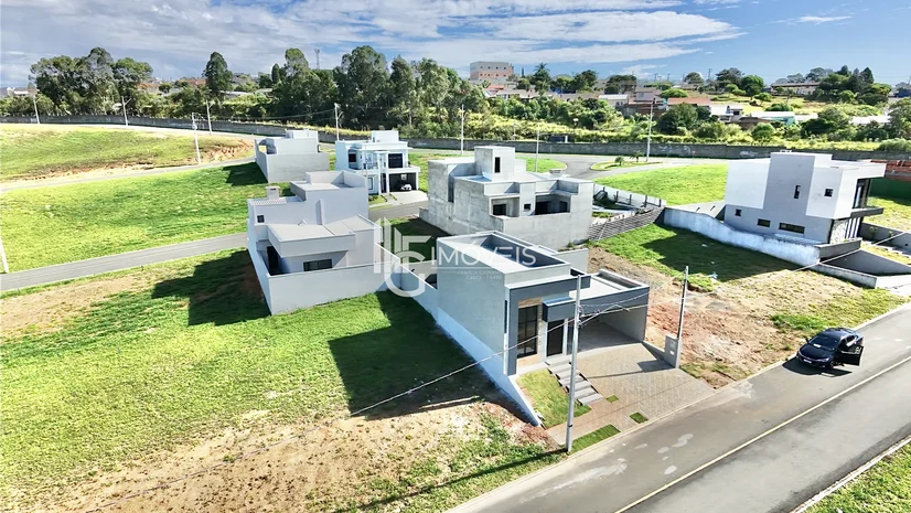Foto Casa a venda no Condomínio Bosque Mistral