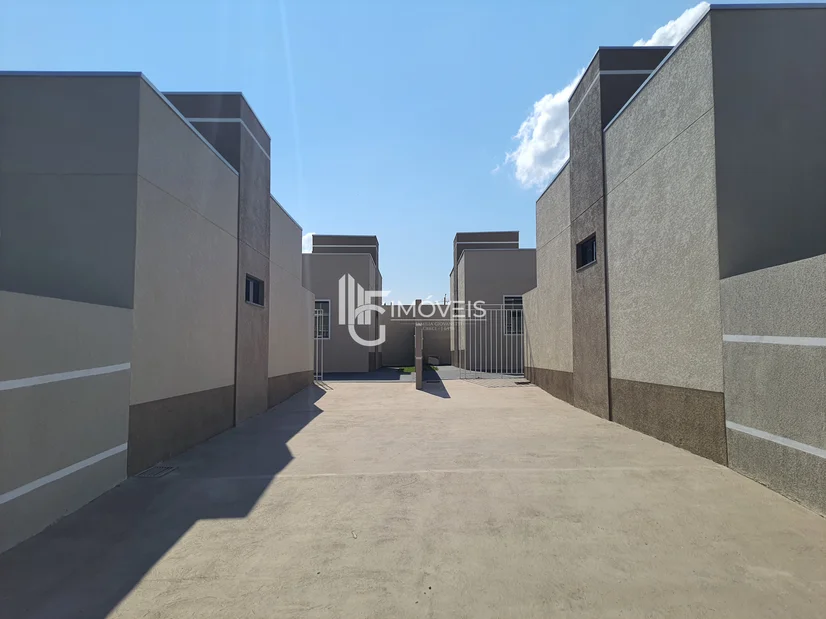 Foto Casas a venda no Jardim Lagoa Dourada
