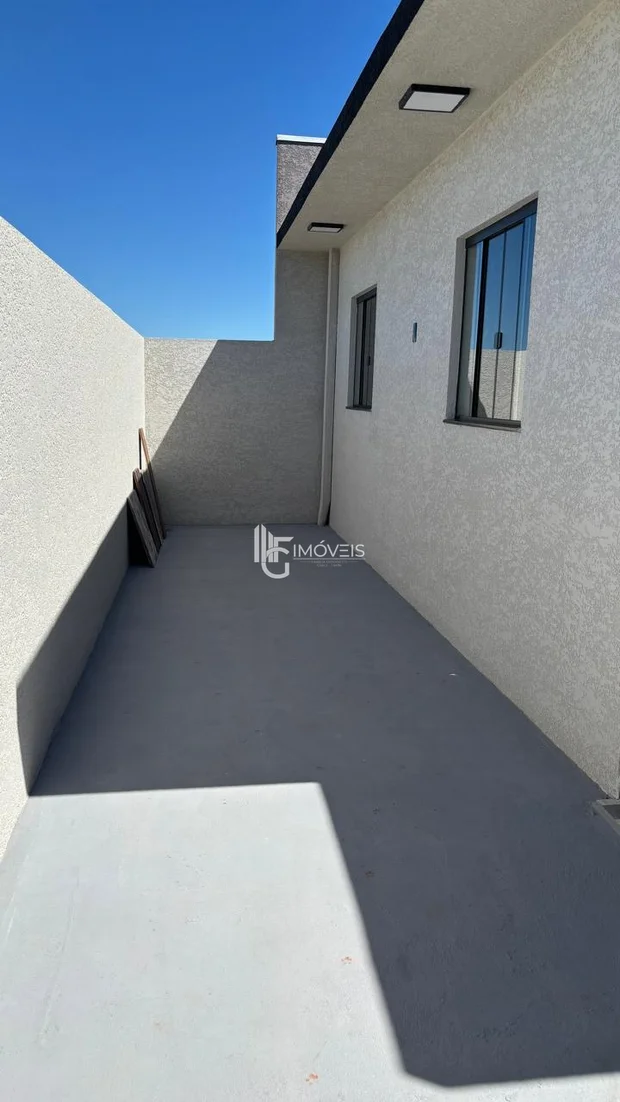 Foto Casa a venda no Condomínio Residencial Girassol