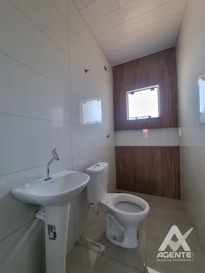 Bela Casa Em Uvaranas