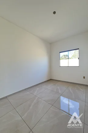Excelente Residência No Bairro Cará-cará