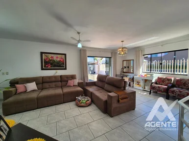 Excelente Residência Em Olarias