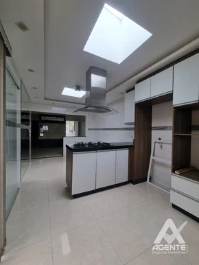 Belíssima Casa Mobiliada Condomínio Terra Nova